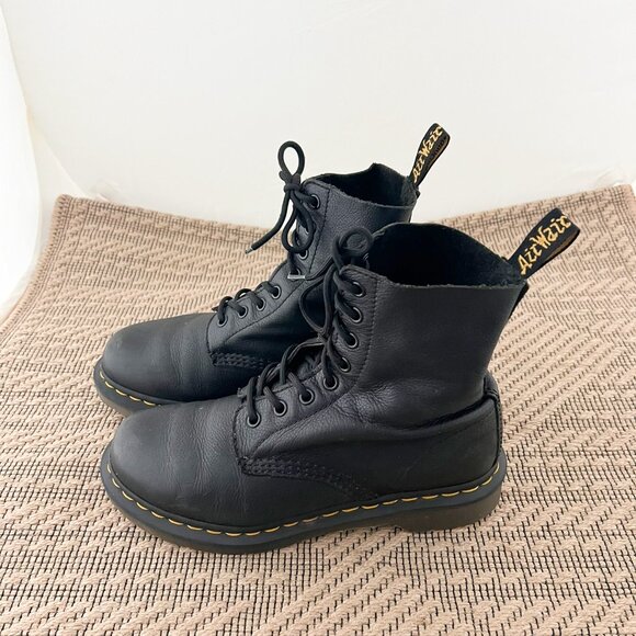 Dr. Martens Women’s Boots US8.5 Black Soft Leather - Picture 2 of 8